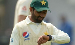 پاکستانی کرکٹرز کے لیے اسمارٹ گھڑیاں خطرے کی گھنٹیاں بن گئیں | urduhumnews.wpengine.com