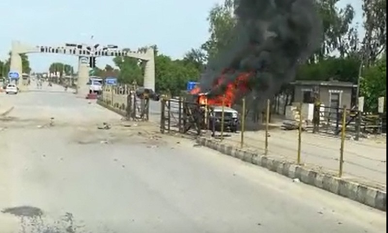نوشہرہ میں ایف سی کی گاڑی پر حملے کا مقدمہ درج | urduhumnews.wpengine.com