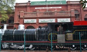 پاکستان ریلوے: 14 گھنٹے گزر گئے، ریزرویشن سسٹم بحال نہ ہوسکا