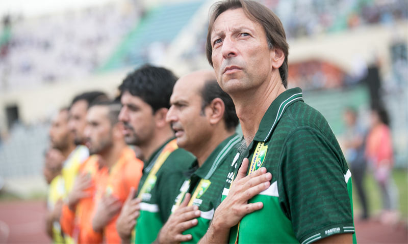 پاکستانی کوچ ملک میں فٹبال کے فروغ کیلیے پرامید | urduhumnews.wpengine.com