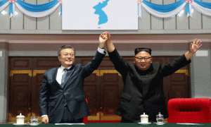شمالی و جنوبی کوریا کا سرحدی چوکیوں کے اختتام پر اتفاق|humnews.pk