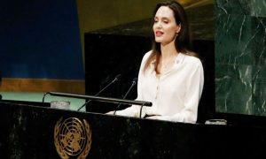 امن مذاکرات میں افغان خواتین کی شمولیت لازمی ہے،انجلینا جولی