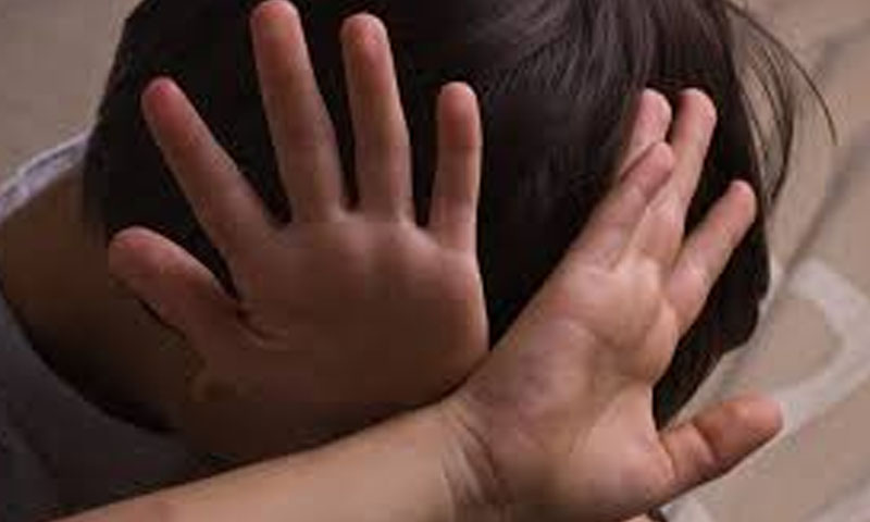 پنڈی بھٹیاں: بیٹے کو تشدد کا نشانہ بنانے والی ماں گرفتار