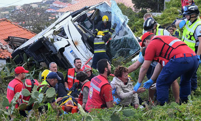 پرتگال: سیاحوں کی بس کو حادثہ، 28 ہلاک متعدد زخمی