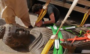 بدھا کا سب سے بڑا مجسمہ سوئٹزرلینڈ سے پشاور عجائب گھر منتقل