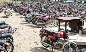 لاہور پولیس: مسروقہ موٹر سائیکلز فروخت کرنے کا انکشاف