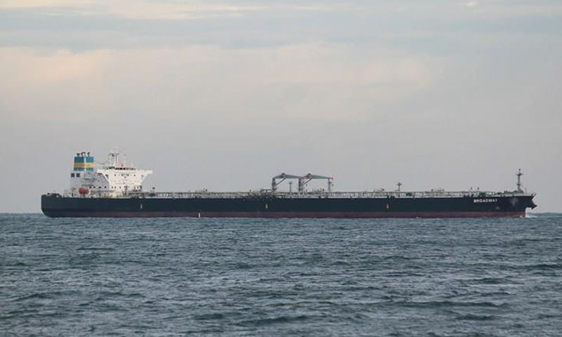 عراق کے نام پر ’مشتبہ‘ ایرانی تیل لانے والا بحری جہاز روک دیا گیا