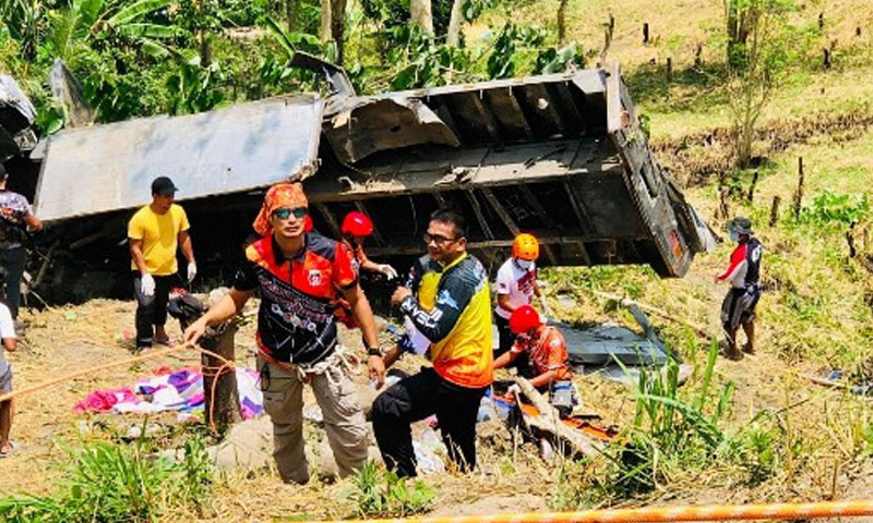 فلپائن میں انتہائی خوفناک ٹریفک حادثہ، 20 افراد ہلاک
