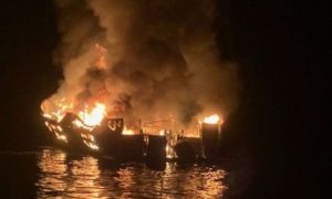 امریکہ: کشتی میں آگ لگنے سے آٹھ افراد ہلاک