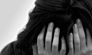 کراچی: ہیپناٹائز کرکے خواتین کو زیادتی کا نشانہ بنانے والے ملزم کی تلاش