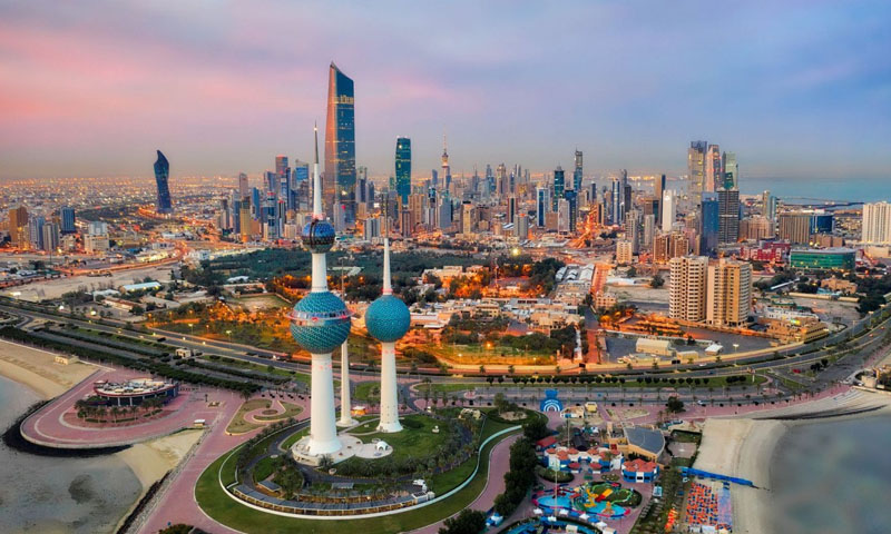کورونا: کویت میں 20 روزہ کرفیو کے نفاذ کا اعلان
