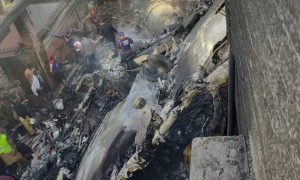 کراچی طیارہ حادثہ: ماہرین آج فرانس سے پاکستان پہنچیں گے