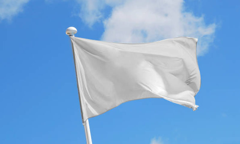 کراچی: سفید پرچم لہرا دیا گیا، طبی عملے کو خراج تحسین