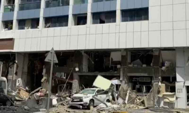ابوظہبی اور دبئی میں دھماکے، تین افراد جاں بحق، متعدد زخمی