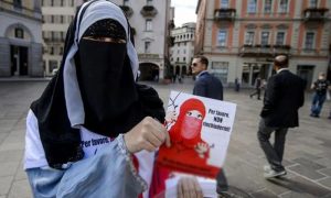 سوئٹزر لینڈ: عوام کی اکثریت کا حجاب پر پابندی کے حق میں ووٹ
