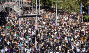 خواتین پر تشدد، جنسی زیادتی: اسٹریلیا میں ہزاروں افراد کا احتجاجی مظاہرہ