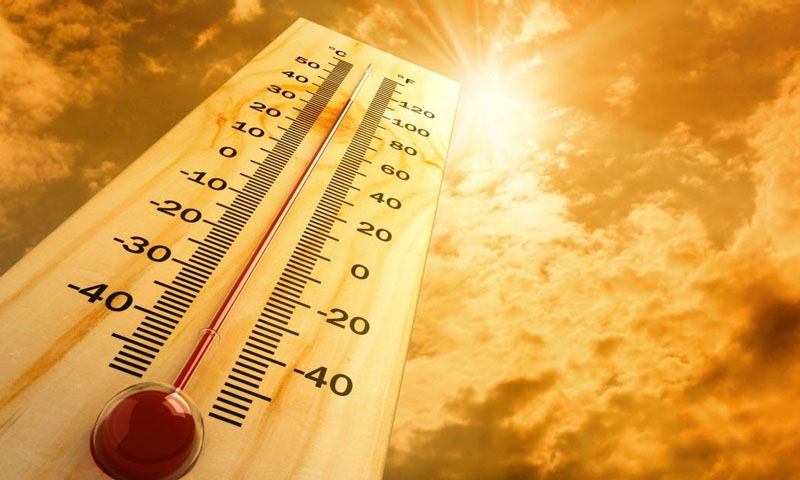 کراچی میں شدید گرمی: درجہ حرارت 41 ڈگری ریکارڈ کیا گیا