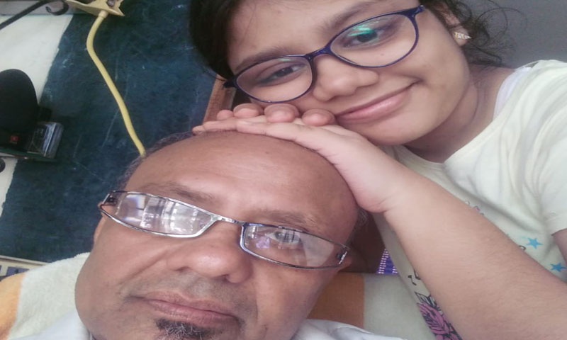 بھارت: فلمی ہدایتکار کی اہلیہ اور بیٹی کی مبینہ خود کشی