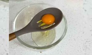 انڈے کی زردی نکالنا اب بہت آسان