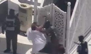مسجد الحرام :جمعہ میں امام کی طرف حملے کی کوشش کرنے والا گرفتار