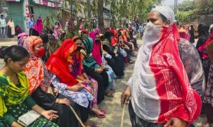 بنگلہ دیش: کورونامیں اضافہ، لاک ڈاؤن کا فیصلہ، ہزاروں افراد پھنس گئے
