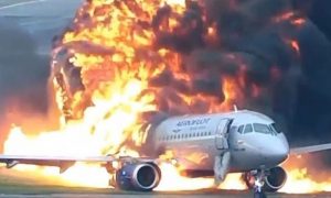طیارہ درخت سے ٹکرا کر تباہ، 9 پیرا شوٹرز ہلاک