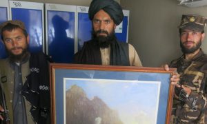 برطانوی سفارتخانہ افغانوں کی اہم دستاویزات پھینک گیا: طالبان نے ضبط کر لیں