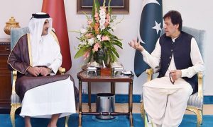 وزیراعظم کا امیر قطر سے رابطہ: عالمی برادری افغان عوام کا ساتھ دے، عمران خان
