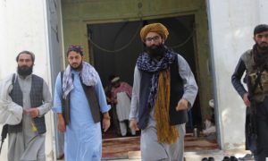 طالبان رہنماؤں کی سلطان محمود غزنوی کی قبر پر حاضری