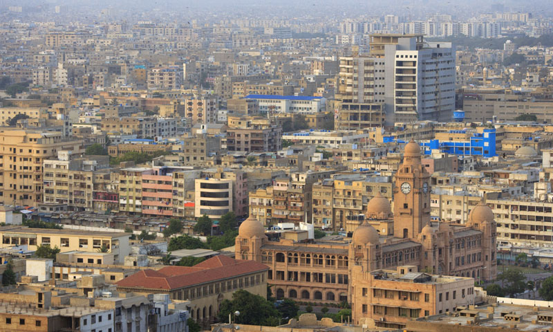 کراچی میں اسٹریٹ کرمنلز بے قابو: ڈکیتی مزاحمت پر 3 شہری جاں بحق