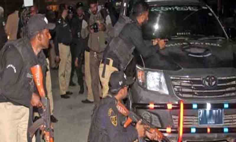 اہلکاروں پرتشدد