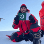 کوہ پیما سرباز خان