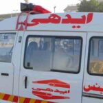 ڈمبر گاڑی پر الٹ گیا