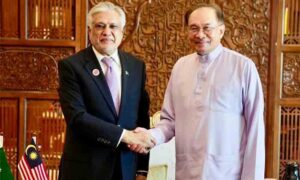اسحاق ڈار