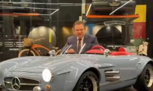 کھلونے کے نام پر لاکھوں کی گاڑی، لگژری مرسڈیز متعارف