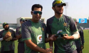 آصف آفریدی پاکستان کی جانب سے دوسرے عمر رسیدہ ٹیسٹ ڈیبیو کھلاڑی بن گئے