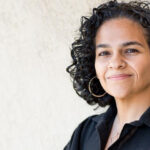 پاکستانی مڈوائف نیہا منکانی ٹائم 100 کلائمٹ لسٹ میں شامل