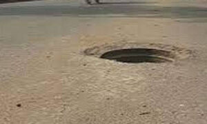 نشترکالونی لاہور میں 5 سالہ بچی کھلے مین ہول میں گر کر جاں بحق