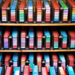 لیپ ٹاپ بیٹریوں سے آٹھ سال گھر کی روشنی برقرار رکھنے کا حیران کن کارنامہ