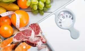 سبزی یا گوشت: وزن کم کرنے کے لیے کون سی غذا مؤثر؟