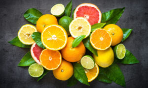 کھٹے میوے اور انگور ذیابیطس کے خطرے سے بچاؤ میں مددگار ثابت، نئی تحقیق