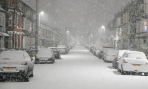 برطانیہ، شدید برفباری کی وارننگ جاری کر دی گئی