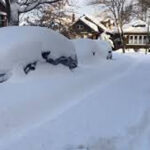 امریکی شہر شکاگو میں شدید برفباری سے نظام زندگی مفلوج