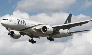 جدہ سے لاہور سے آنے والی پی آئی اے کی پرواز حادثے سے بچ گئی