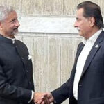 ڈھاکا میں اسپیکر ایاز صادق سے بھارتی وزیر خارجہ کی ملاقات