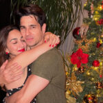 سدھارتھ ملہوترا اور کیارا ایڈوانی نے کرسمس پر بیٹی کی پہلی تصاویر شیئر کردی