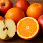 سیب یا مالٹا: سردیوں میں صحت اور توانائی کے لیے کون سا پھل زیادہ مفید؟