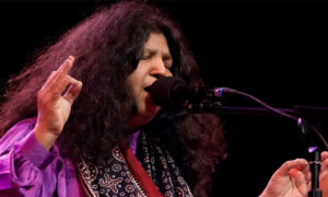 عابدہ پروین کے انتقال کی خبروں پر انکی بیٹی کا ردعمل آ گیا