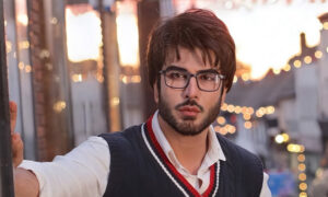 imran abbas عمران عباس مرحوم والدہ کے لیے لکھی نظم سناتے ہی آنسو روک نہ سکے
