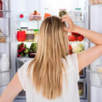 12 عام غلطیاں جو فریج میں آپ کے کھانے کو خراب کر رہی ہیں